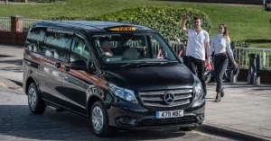 How School Run Taxi Services Work in Didcot